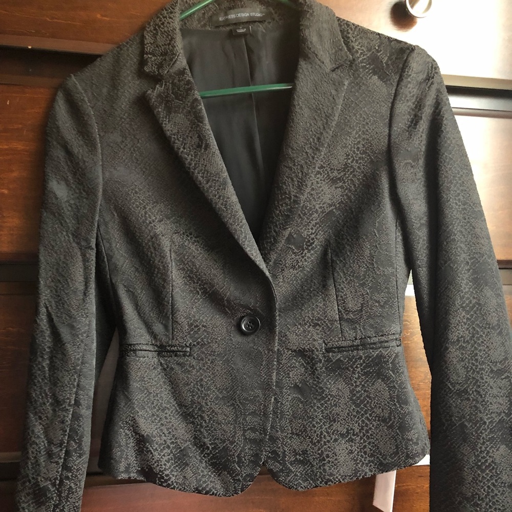 Black designed EXPRESS blazer